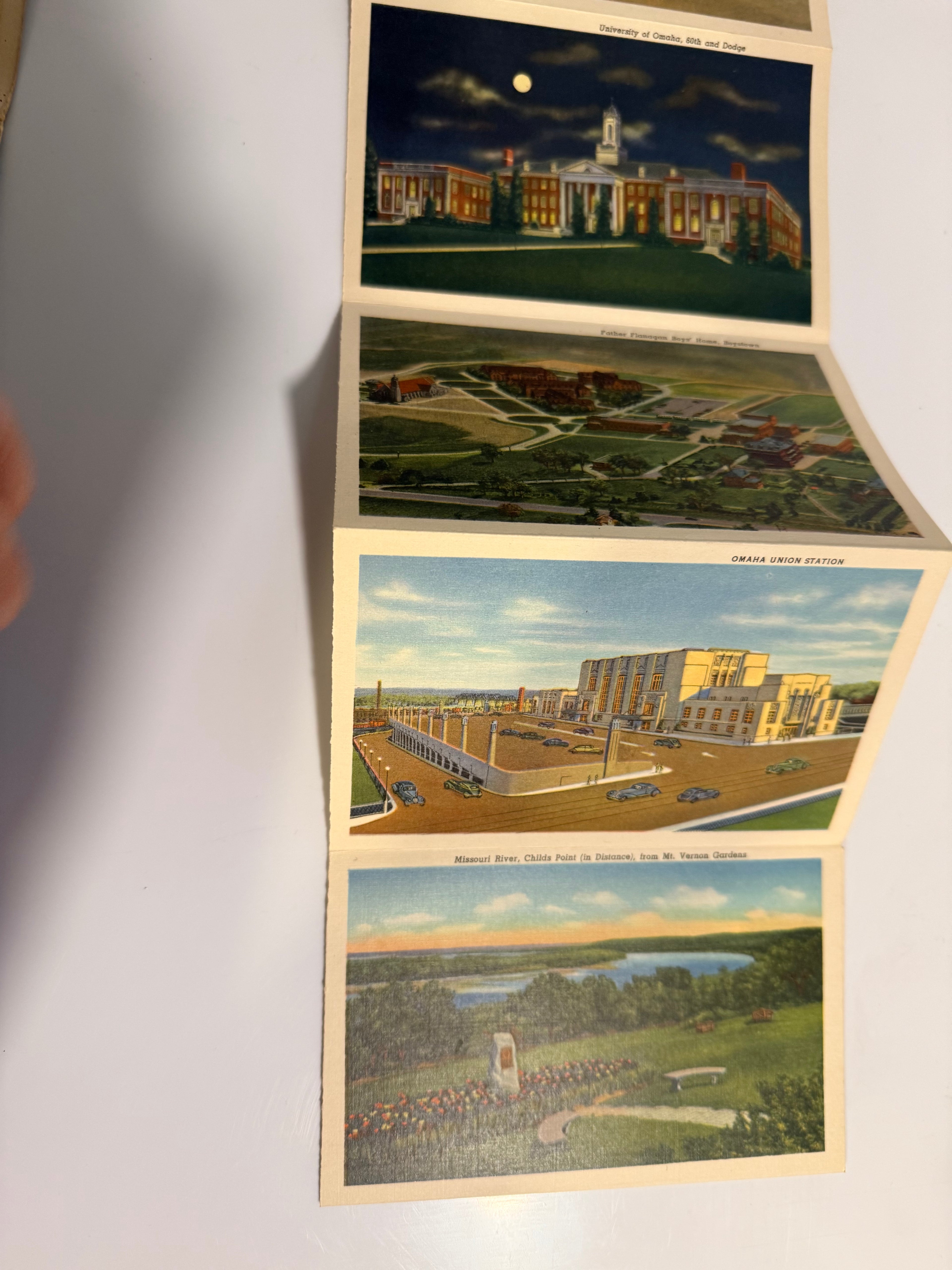 Vintage Linen Greater Kanasas City 18 Post Card Souvenir Book